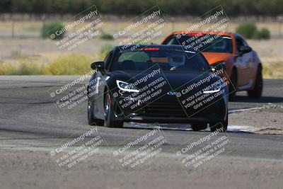 media/Sep-14-2025-Speed Ventures (Sun) [[b2951cd086]]/Orange/Session 2 (Grapevine)/